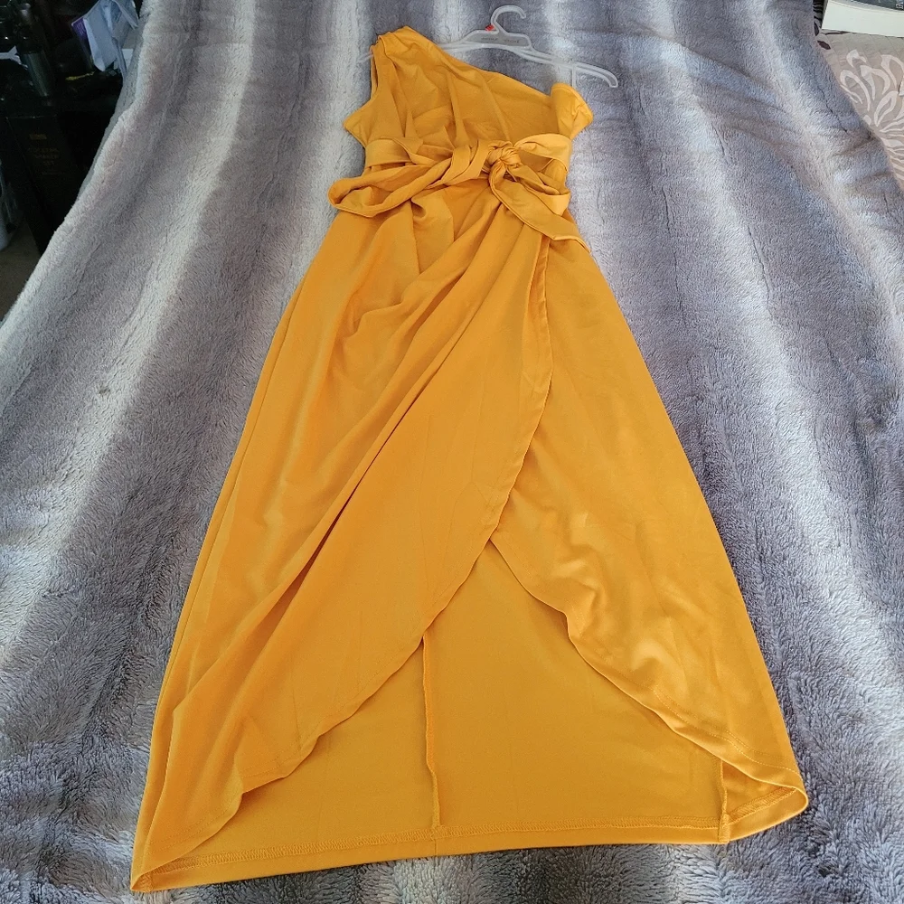 One Shoulder Ruched Faux wrap dress size 0x NWOT
